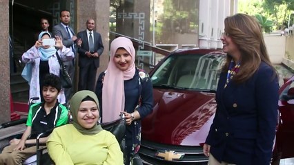فيديو مصر تكرم أولى الثانوية العامة بسيارة حديثة