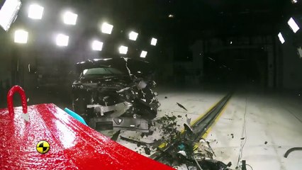 فيديو اختبار تصادم أودي Q5