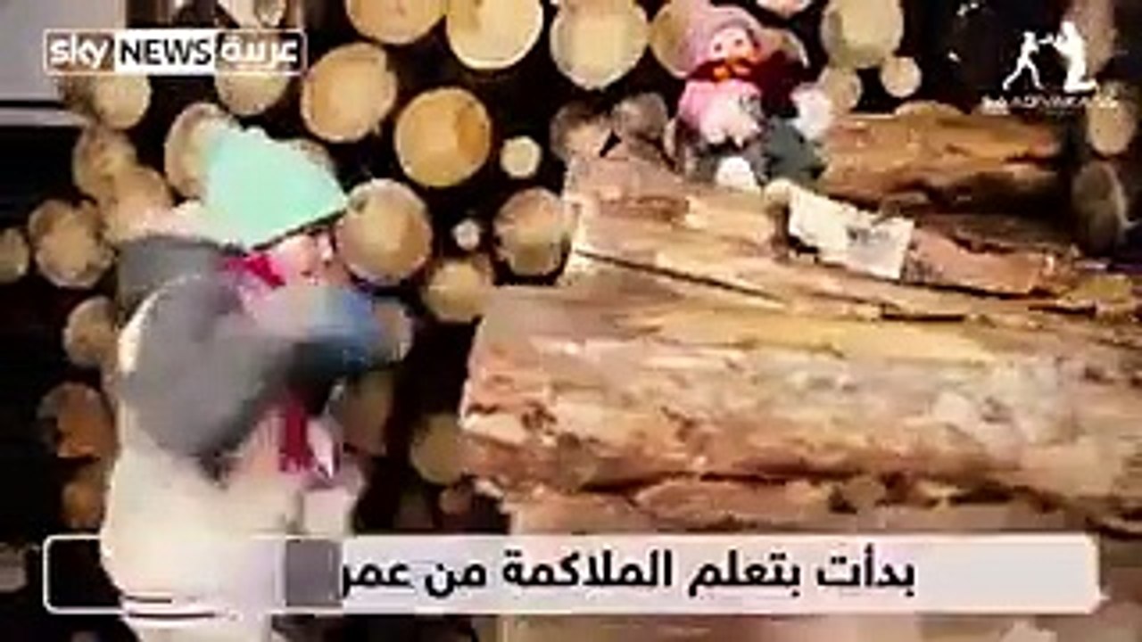 طفلة عمرها 10 سنوات وتتمتع بقوة خارقة في الملاكمة