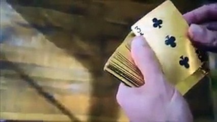 فيديو ورق لعب مصنوع من رقائق الذهب الخالص
