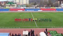 فيديو: دُبة تعطي إشارة بدء مبارة كرة قدم في روسيا
