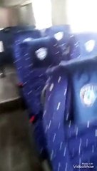 فيديو: شرطي سعودي يُثير الجدل بالسخرية من حافلة نادي الهلال