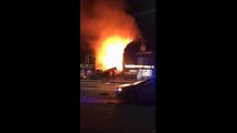 بالفيديو: حريق هائل في بريطانيا يرعب المواطنين: تعرف على التفاصيل!