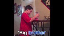 شاهد بالفيديو.. صبي ينفجر في البكاء فور علمه بأنه سيصبح لديه أخ أو أخت