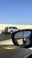 فيديو مواطنون سعوديون يسيرون عكس الاتجاه على طريق سريع