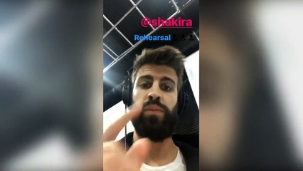 فيديو: شاهدوا كيف رد بيكيه على شائعات انفصاله عن شاكيرا