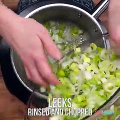 بالفيديو شوربة البطاطا بالكراث والكريمة