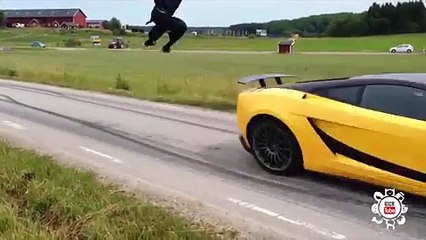 فيديو أجمل القفزات من فوق السيارات حول العالم