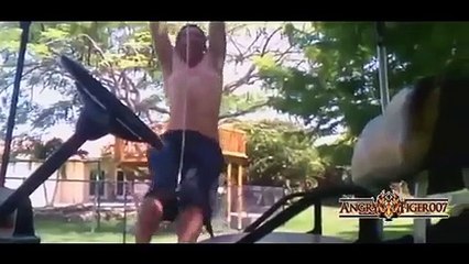 فيديو أطرف وأغرب حوادث عربات الجولف حول العالم