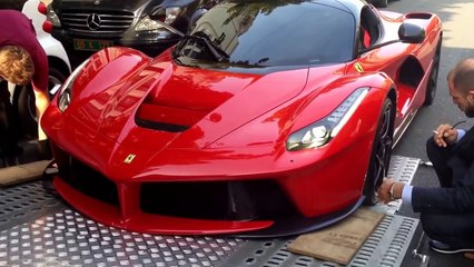 فيديو تحميل فيراري لافيراري الخارقة ينتهي بحزن صاحبها عليها