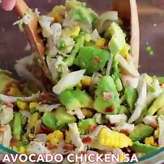 طريقة عمل سلطة الدجاج بالأفوكادو  بالفيديو