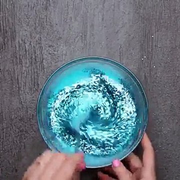 طريقة عمل معجون الأطفال السلايم في المنزل بالفيديو