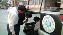 فيديو رغم الحصار .. غزة تبتكر سيارة تعمل على الطاقة الشمسية!