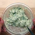 طريقة عمل أصابع الجبن بالسبانخ فيديو