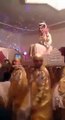 فيديو لحظة سقوط عروس مغربية من أعلى “هودج”