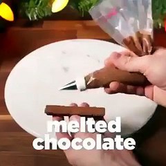 فيديو طريقة صنع كوخ من أصابع كيت كات بدون خبز