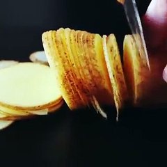 فيديو طريقة تحضير بيتزا البطاطس