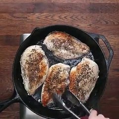 بالفيديو طريقة تحضير الدجاج بالكريما والسبانخ