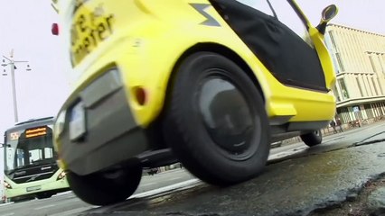 فيديو التوك توك الكهربائي «Pod Taxi» في شوارع السويد!