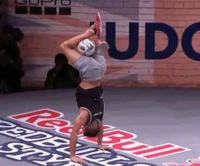 لياقة عالية ومهارات كرة قدم والنتيجة مذهلة