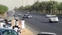 فيديو القبض على قائدي مركبات مارسوا التفحيط في الرياض