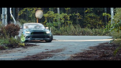 فيديو معركة درفت خيالية بين أشهر السائقين في العالم! يجب مشاهدتها