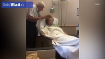 فيديو يلامس القلب.. عجوز يصفف شعر زوجته وهي على فراش المرض