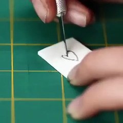 طريقة سهلة لصناعة طباعة في المنزل لتزيين الملابس وعلب الهدايا