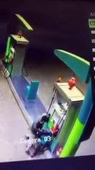 فيديو يعرض سطو مسلح يسرق محطة وقود في السعودية