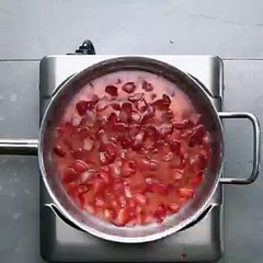 بالفيديو طريقة تحضير كرات الترافل البرازيلية