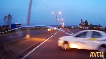 فيديو حوادث مخيفة ستجعلك تنتبه أكثر أثناء القيادة