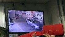 فيديو لا يصدق لسعودي سيارته سرقت أمام عينه