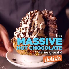 بالفيديو المعنى الحقيقي لـ كيك الشوكولاتة الساخنة العملاقة