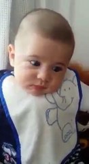 فيديو رد فعل غريب لطفل عند سماع أغنية "يامو " الشهيرة