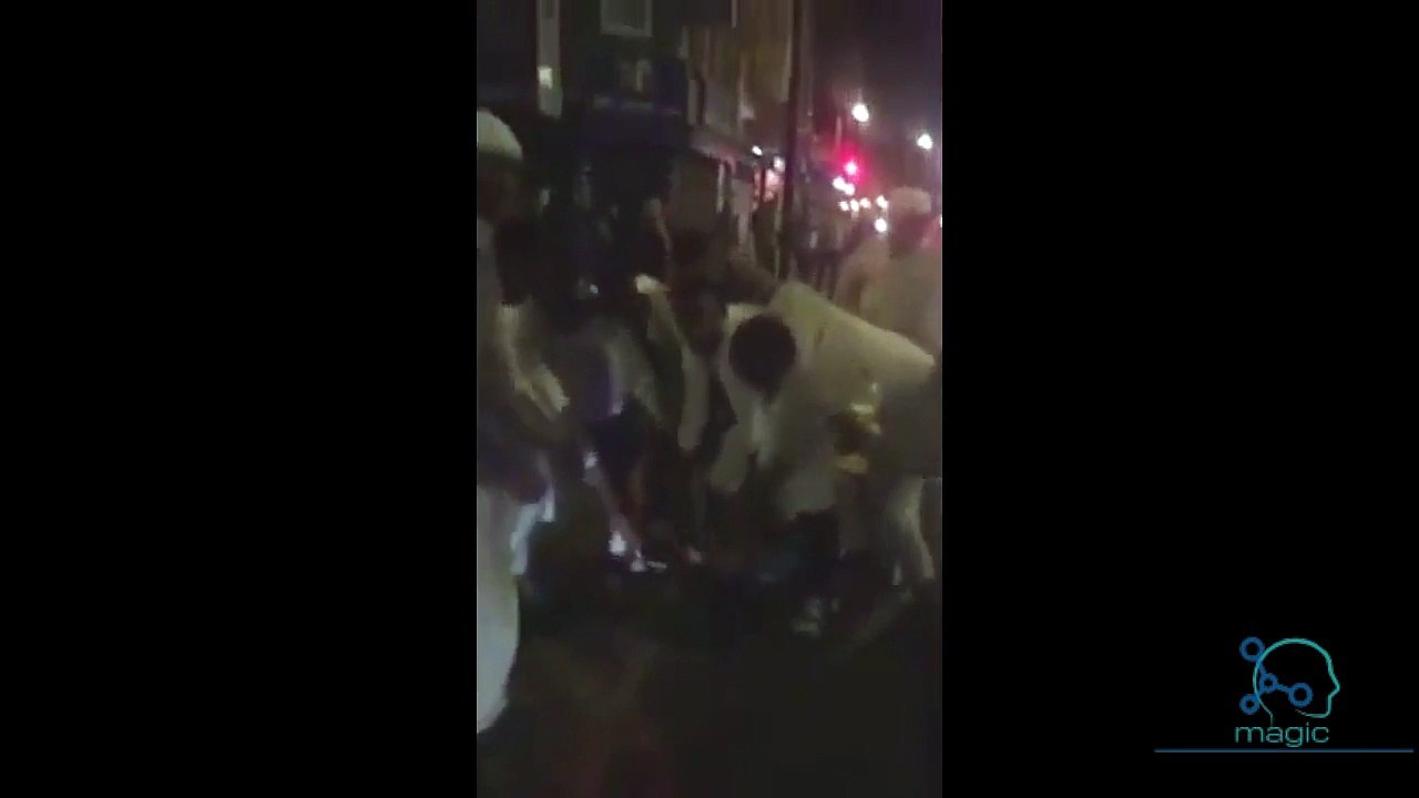 فيديو لحظة القبض على منفذ حادث الدهس الإرهابي على مصلين قرب مسجد بلندن