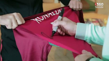 بالفيديو: كرستيانو رونالدو يتحدى السرطان بهذه الطريقة