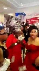 فيديو حفل خطوبة نجل الرئيس النيجيري..لن تصدق ما يحدث