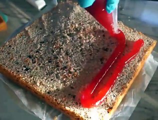 فيديو طريقة تحضير كعكة الكوخ المسكون المرعب