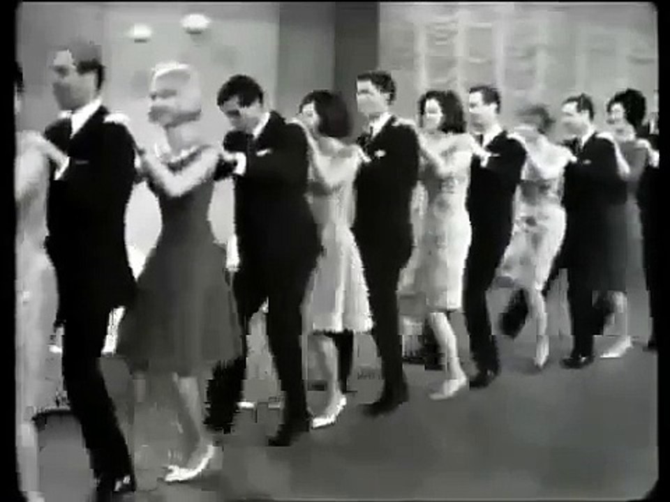 فيديو رقصة البطريق بنسختها الأصلية تعود لعام 1956 - فيديو Dailymotion