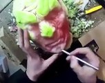 بالفيديو فنان مبدع صنع رأس أحد أبطال صراع العروش من البطيخ