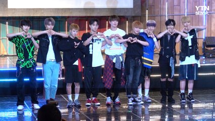 [Y영상] 유앤비 "초고속 컴백 이유? 한시라도 빨리 찾아뵙고파" / YTN