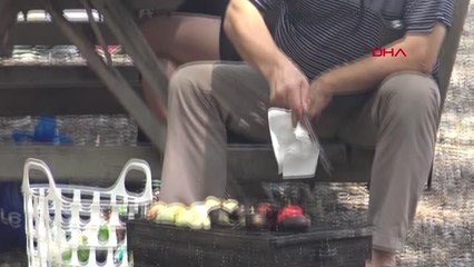 Antalya Kapısız Soyunma Kabininde Havlulu Önlem Hd