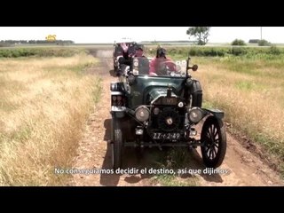 Dando la vuelta al mundo en un coche de más de 100 años