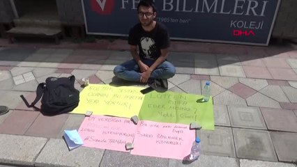 Afyon Üniversiteli Gençten Kılıçdaroğlu'nun İstifası İçin Oturma Eylemi Hd