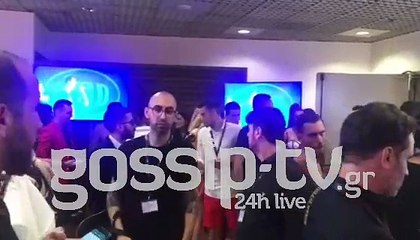 MAD VMA 18 Backstage: Ο χαιρετισμός του Ρουβά και η πετσέτα του Μαζωνάκη