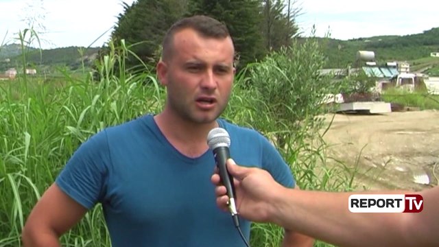 Lihet në harresë plazhi i Shën Pjetrit, mbetje të shumta dhe ujërat e zeza kanë mbuluar rërën