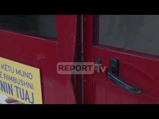 Report TV - Posta në Durrës bie 'pre' e grabitësve, policia shoqëron dy të dyshuar