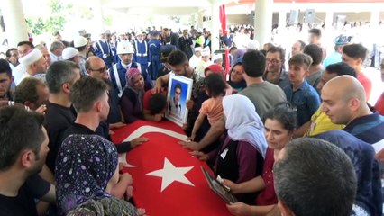 Vücuduna şarapnel saplanan asker, 8 yıl sonra şehit oldu