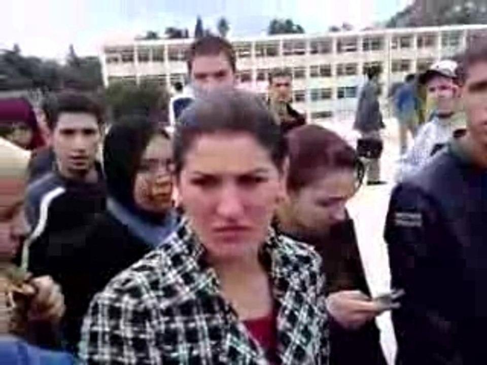 A BOMB EXPLOSION IN ALGIERS,ALGER(MESSAGE TO THE TERRORISTES