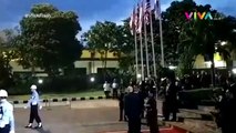 Jokowi Sambut Mahathir Mohamad di Bandara Halim